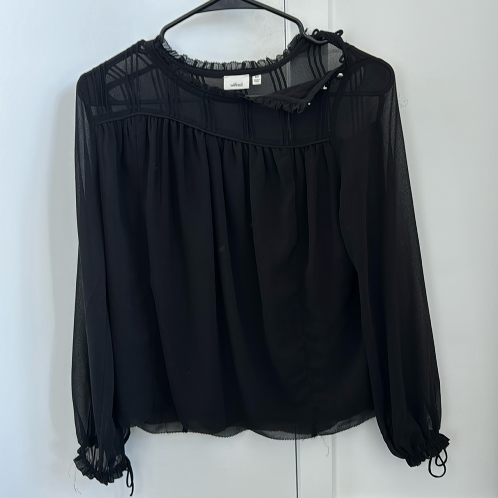 Aritzia top